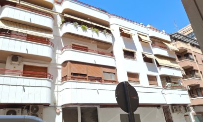 Resale - Apartment / flat - Orihuela - Zona Centro