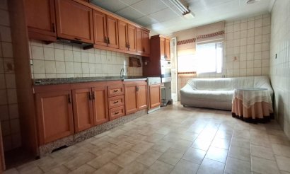 Resale - Apartment / flat - Orihuela - Zona Centro