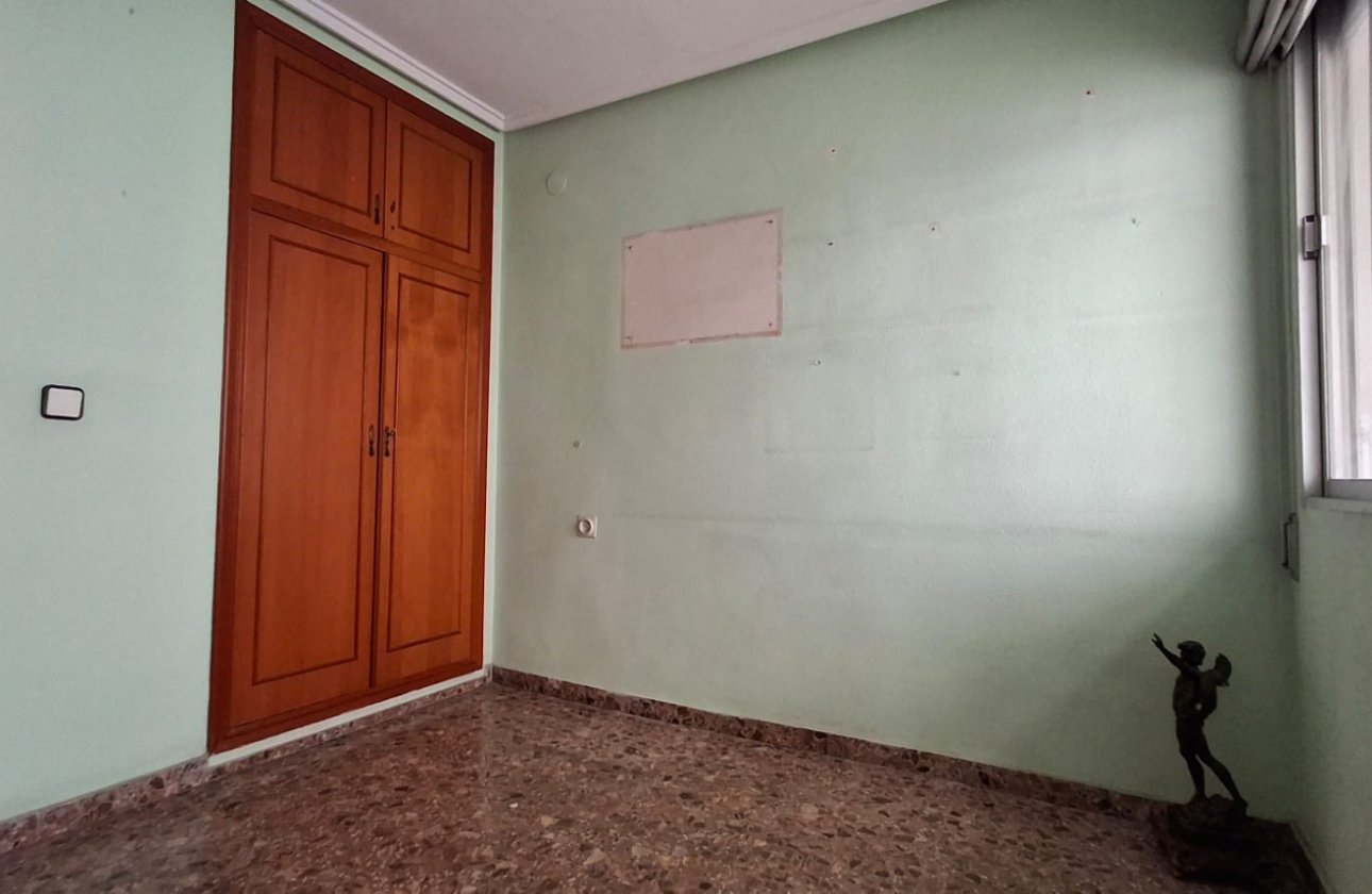 Resale - Apartment / flat - Orihuela - Zona Centro
