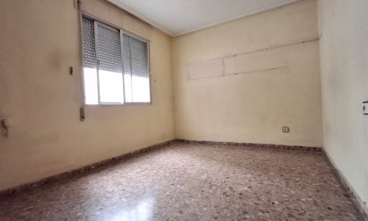 Resale - Apartment / flat - Orihuela - Zona Centro