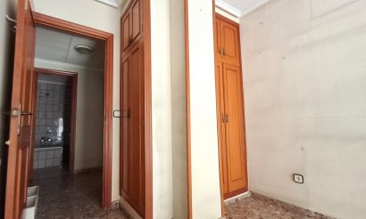 Resale - Apartment / flat - Orihuela - Zona Centro