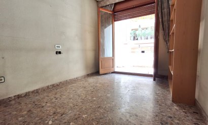 Resale - Apartment / flat - Orihuela - Zona Centro