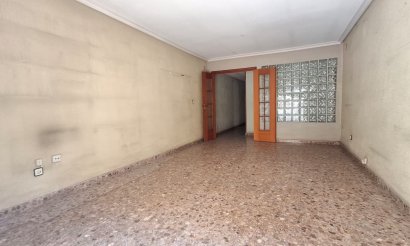 Resale - Apartment / flat - Orihuela - Zona Centro