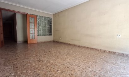 Resale - Apartment / flat - Orihuela - Zona Centro