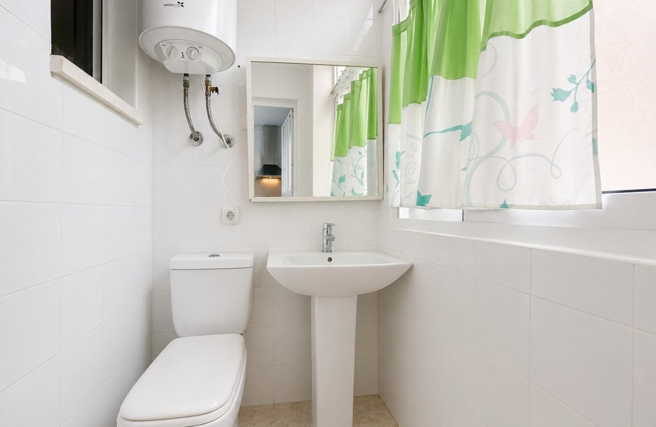 Resale - Apartment / flat - Dehesa de Campoamor - Campoamor