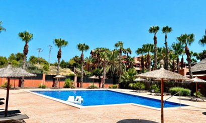 Resale - Apartment / flat - Orihuela Costa - Villamartin