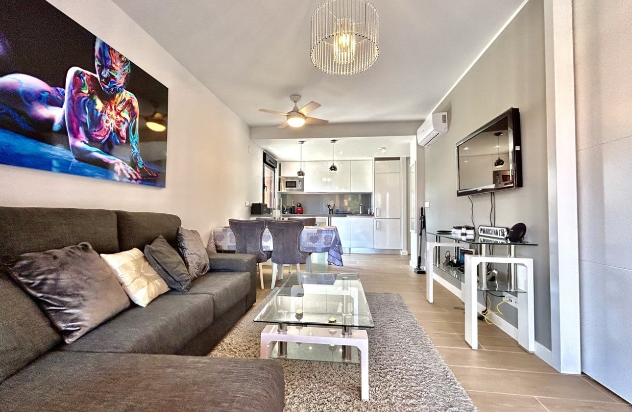 Resale - Apartment / flat - Orihuela Costa - Villamartin