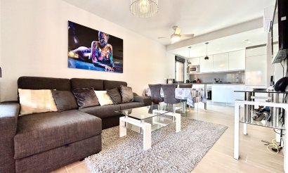 Resale - Apartment / flat - Orihuela Costa - Villamartin