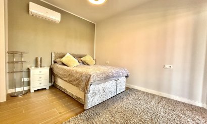 Resale - Apartment / flat - Orihuela Costa - Villamartin