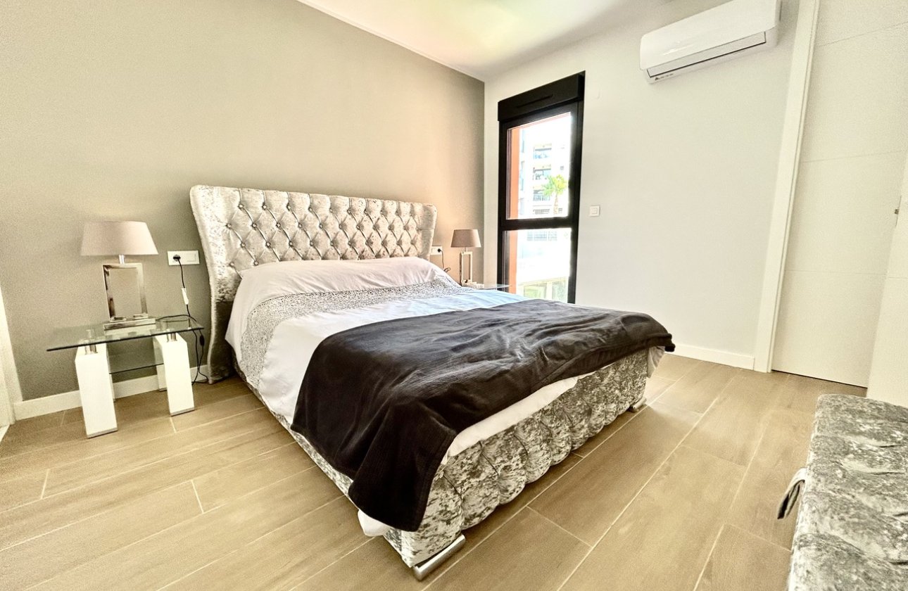 Resale - Apartment / flat - Orihuela Costa - Villamartin