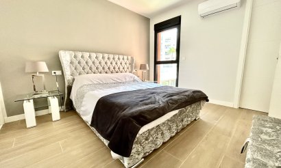 Resale - Apartment / flat - Orihuela Costa - Villamartin