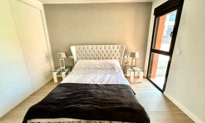 Resale - Apartment / flat - Orihuela Costa - Villamartin