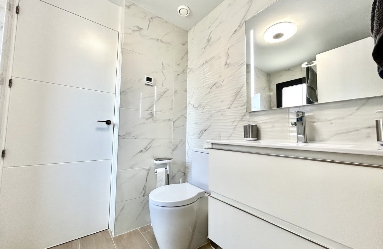 Resale - Apartment / flat - Orihuela Costa - Villamartin