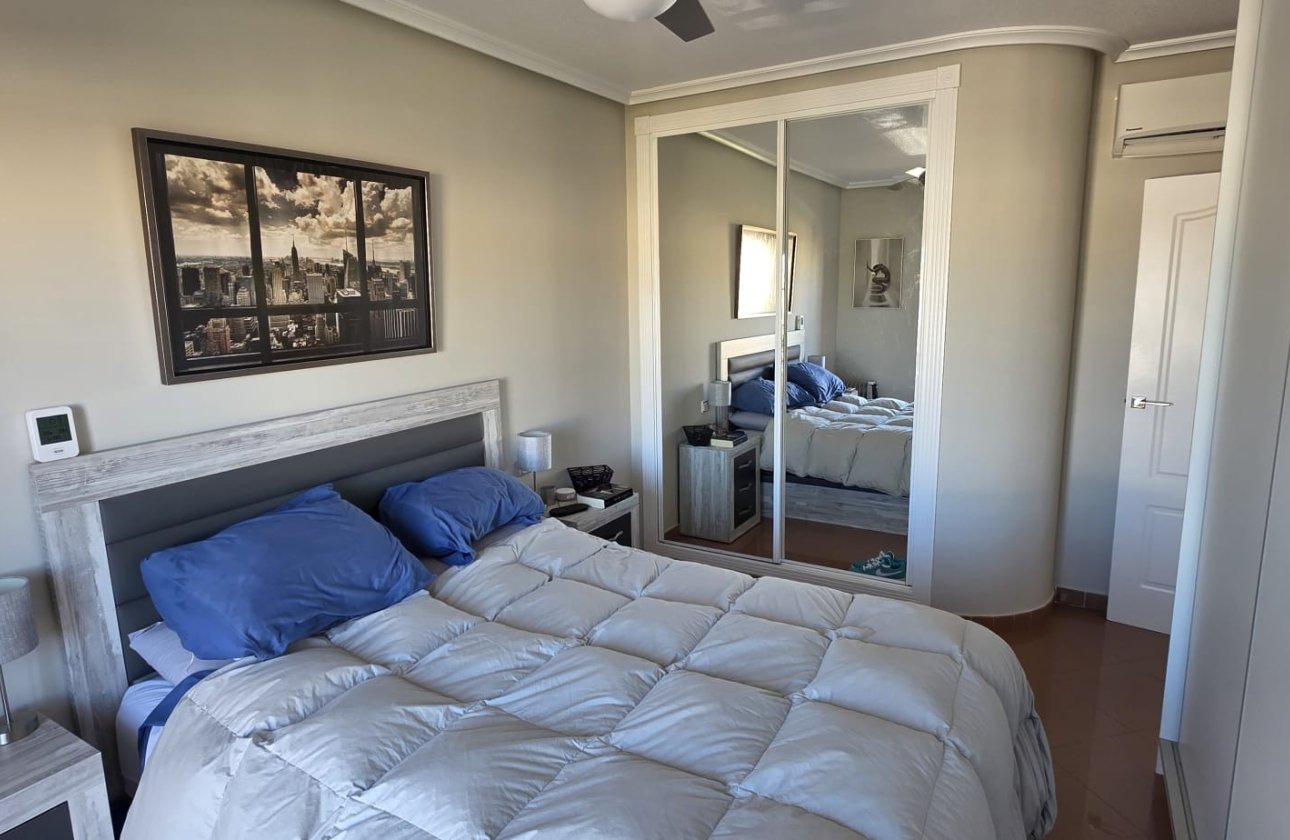 Resale - Villa - Orihuela Costa - Los Dolses