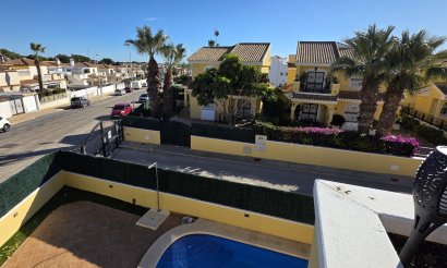 Resale - Villa - Orihuela Costa - Los Dolses