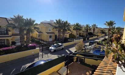 Resale - Villa - Orihuela Costa - Los Dolses