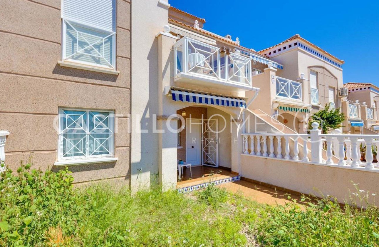 Resale - Bungalow - Torrevieja - Altos de la Bahía