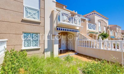 Resale - Bungalow - Torrevieja - Altos de la Bahía