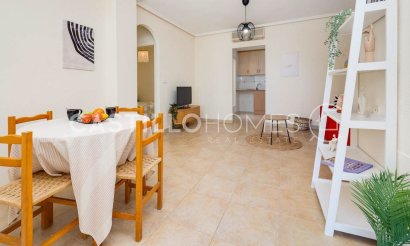 Resale - Bungalow - Torrevieja - Altos de la Bahía