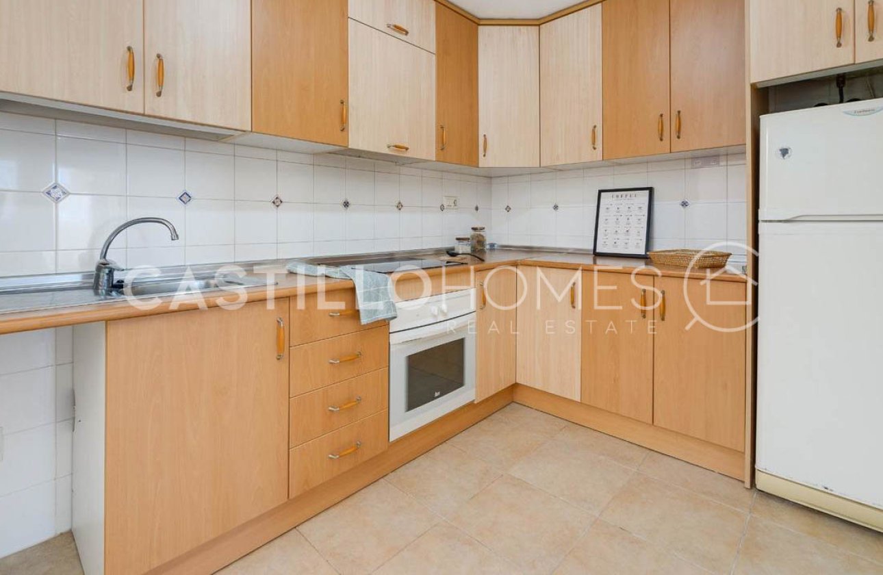 Resale - Bungalow - Torrevieja - Altos de la Bahía
