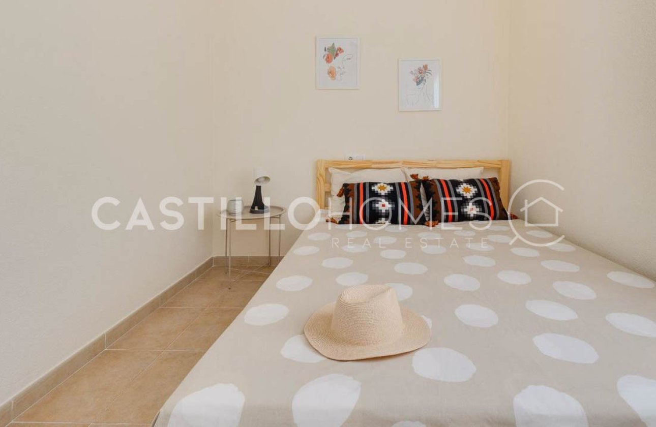 Resale - Bungalow - Torrevieja - Altos de la Bahía