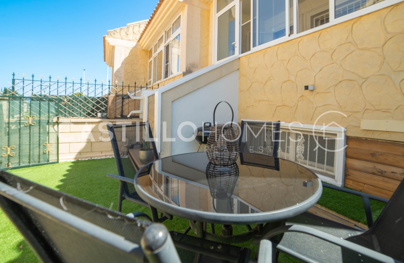Resale - Townhouse - Torrevieja - Los Balcones