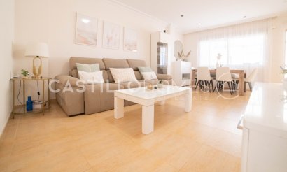 Resale - Townhouse - Torrevieja - Los Balcones