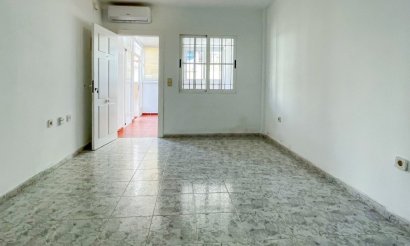 Resale - Bungalow - Orihuela Costa - Playa Flamenca