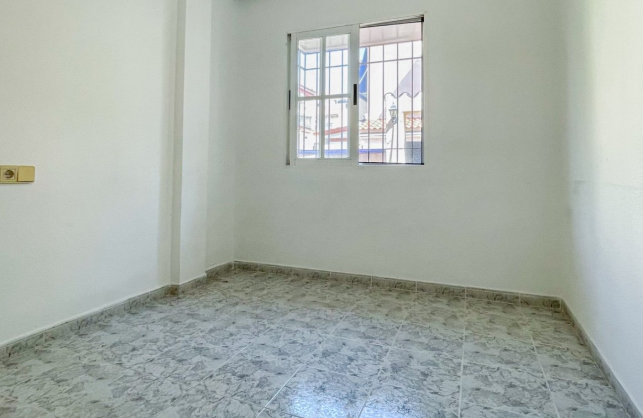 Resale - Bungalow - Orihuela Costa - Playa Flamenca