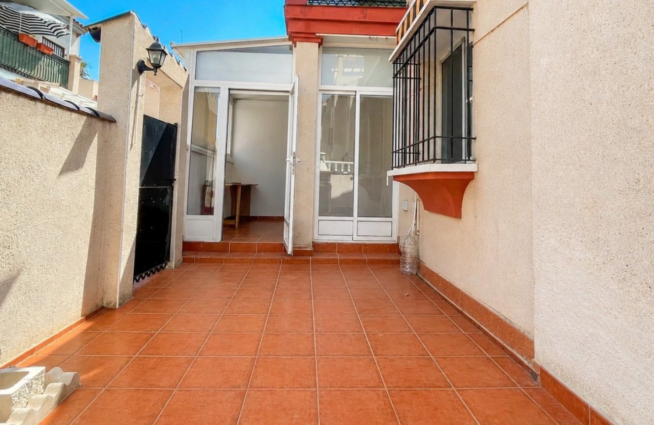 Resale - Bungalow - Orihuela Costa - Playa Flamenca