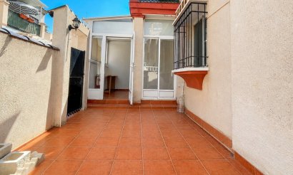 Resale - Bungalow - Orihuela Costa - Playa Flamenca