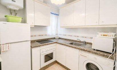 Resale - Apartment / flat - Torrevieja - Playa del Cura
