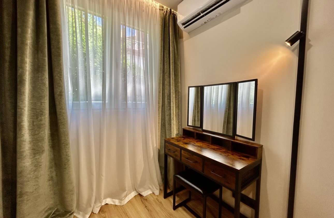 Reventa - Apartamento / piso - Torrevieja