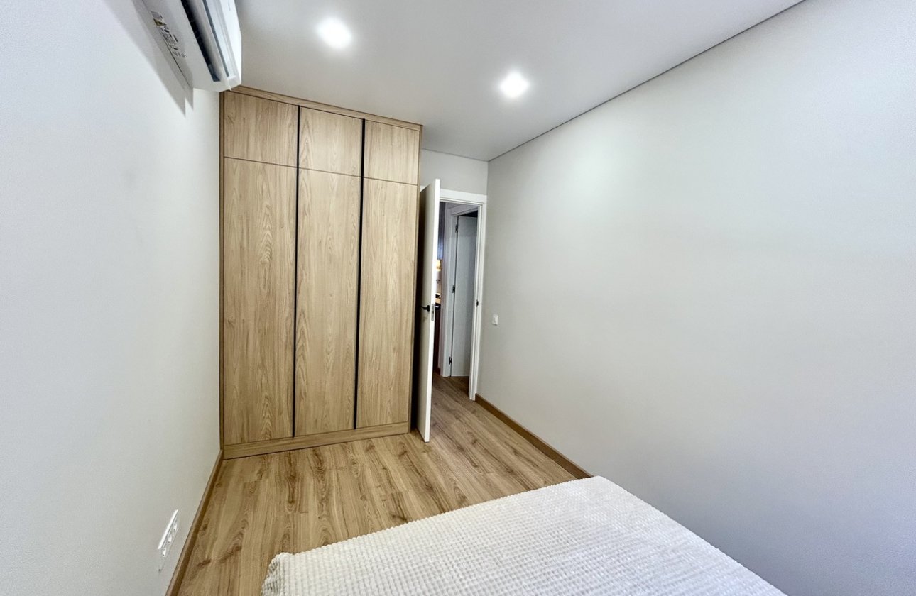 Reventa - Apartamento / piso - Torrevieja
