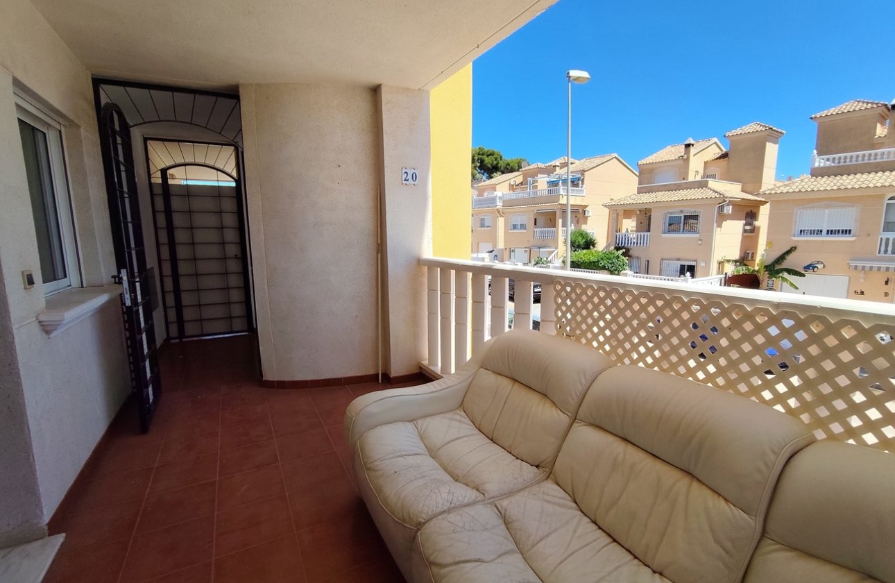 Resale - Apartment / flat - Orihuela Costa - Villamartin
