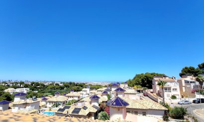 Resale - Apartment / flat - Orihuela Costa - Villamartin