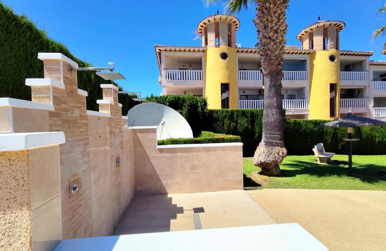 Resale - Apartment / flat - Orihuela Costa - Villamartin