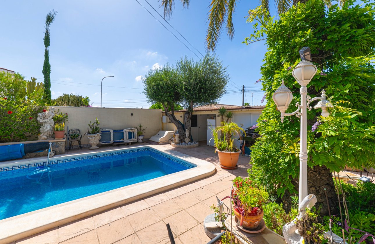 Resale - Villa - Ciudad Quesada - Rojales