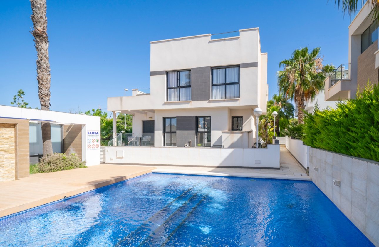 Reventa - Villa - Ciudad Quesada
