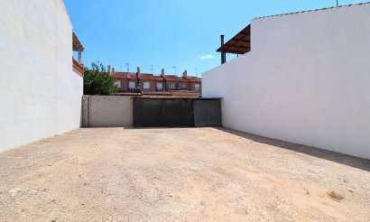 Resale - Plot / Land - Formentera del Segura - Formentera - Village