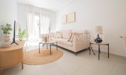 Reventa - Apartamento / piso - Torrevieja - Centro