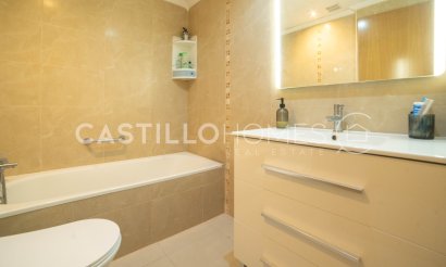 Reventa - Apartamento / piso - Torrevieja - Centro