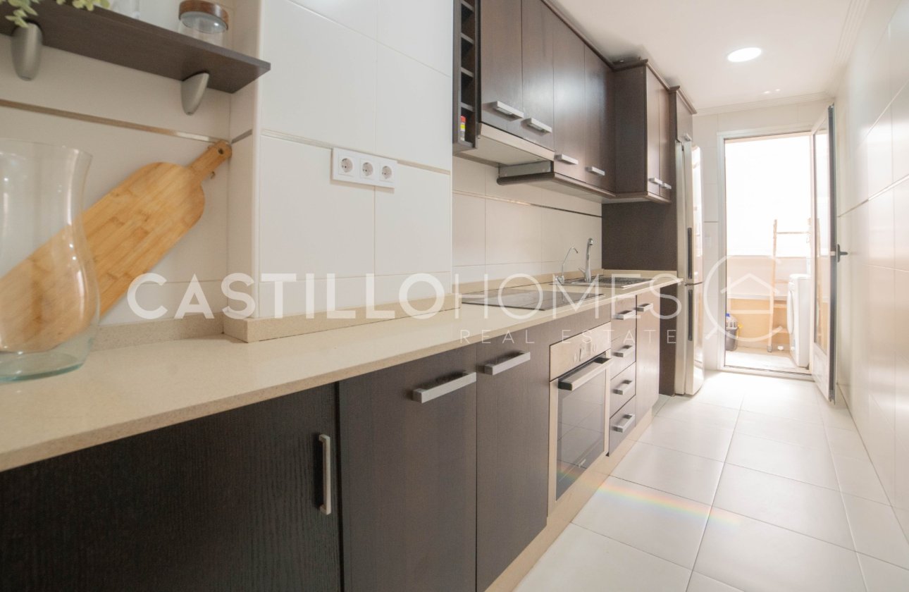 Reventa - Apartamento / piso - Torrevieja - Centro
