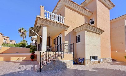 Reventa - Villa - Orihuela - Orihuela Costa