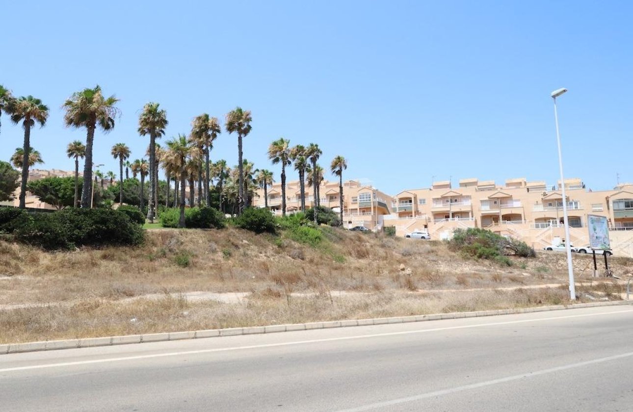 Reventa - Parcela / Terreno - Torrevieja - Cabo cervera