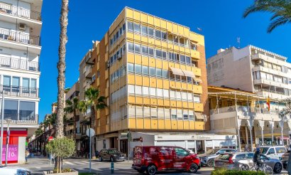 Reventa - Apartamento / piso - Torrevieja - Centro - Muelle Pesquero