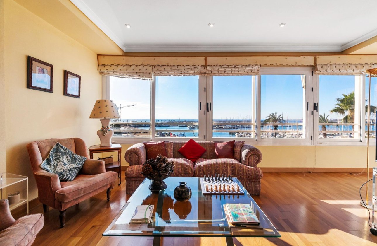 Reventa - Apartamento / piso - Torrevieja - Centro - Muelle Pesquero