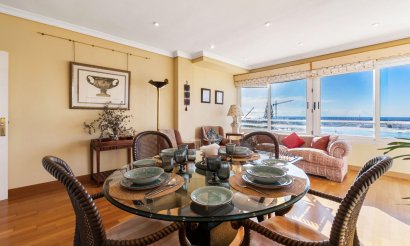 Reventa - Apartamento / piso - Torrevieja - Centro - Muelle Pesquero