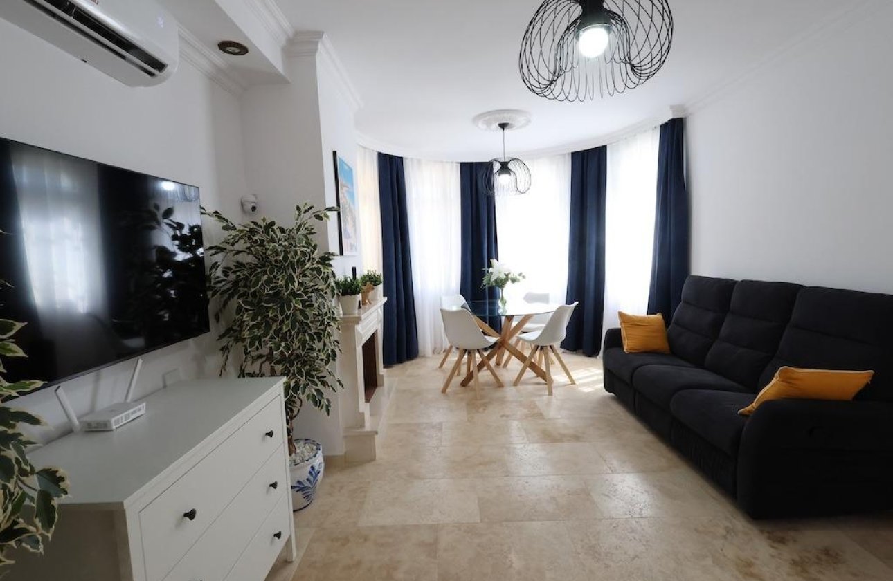 Reventa - Villa - Orihuela Costa - Las Filipinas