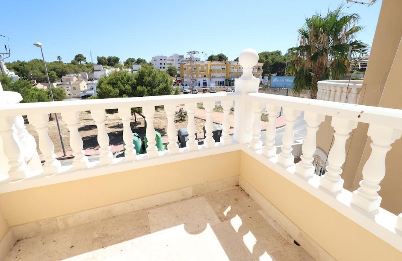 Reventa - Villa - Orihuela Costa - Las Filipinas